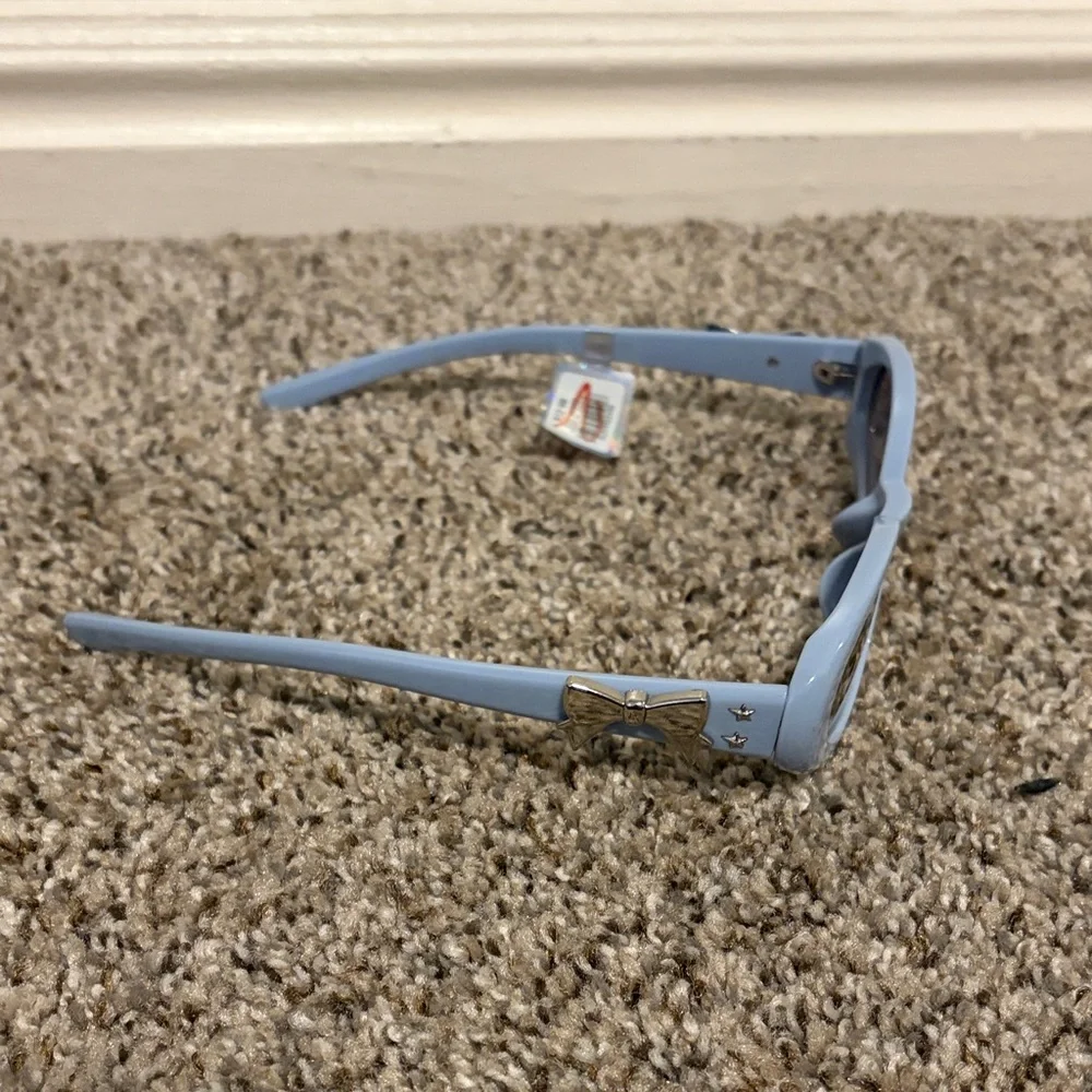 RSQ Blue Oval Sunglasses